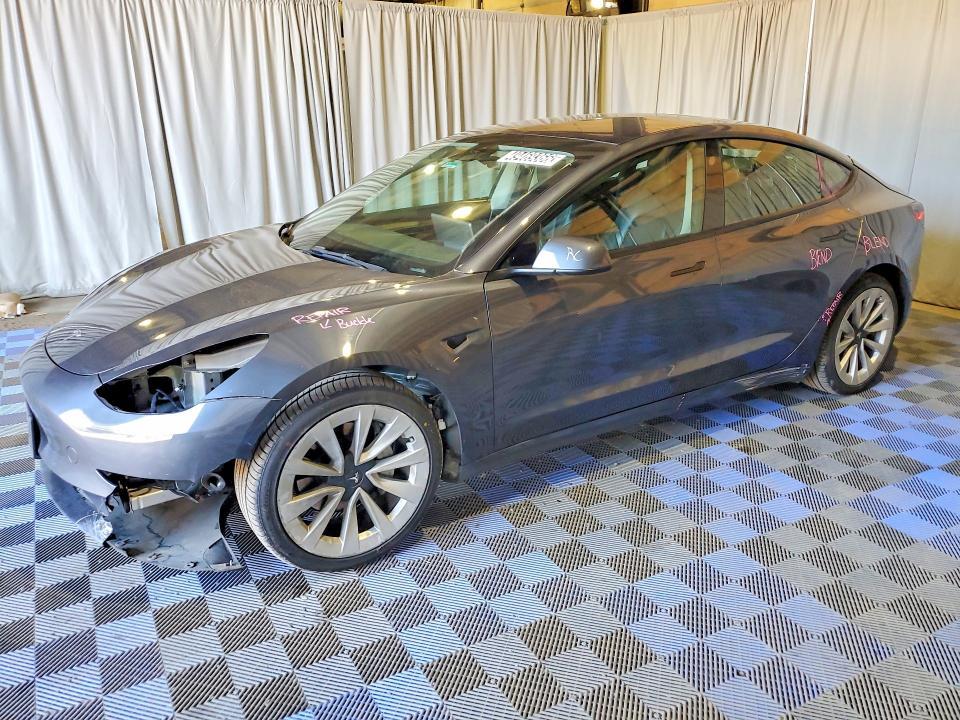 2022 Tesla Model 3