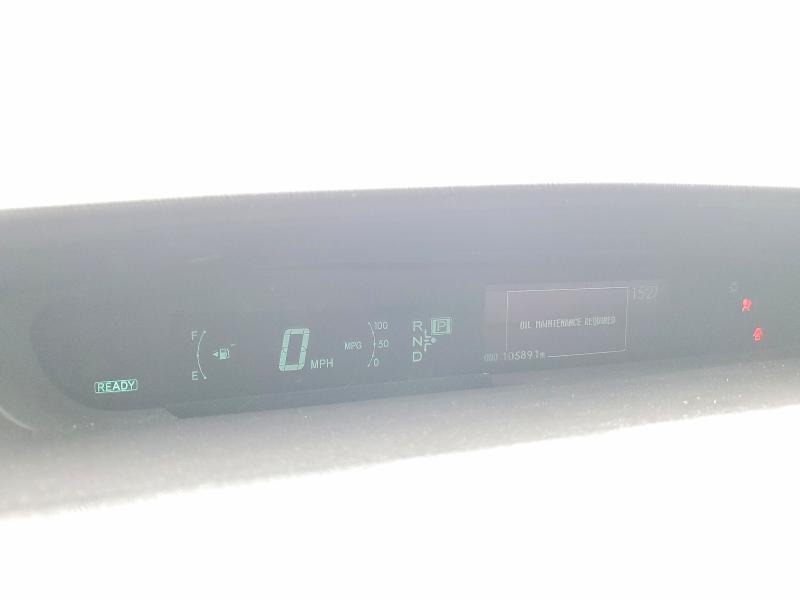 2010 Toyota Prius iii