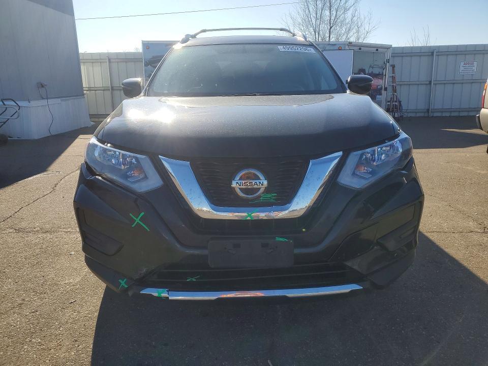 2018 Nissan Rogue sv