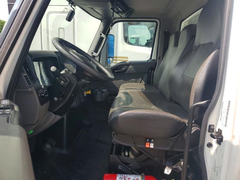 2025 International MV607 BOX Truck