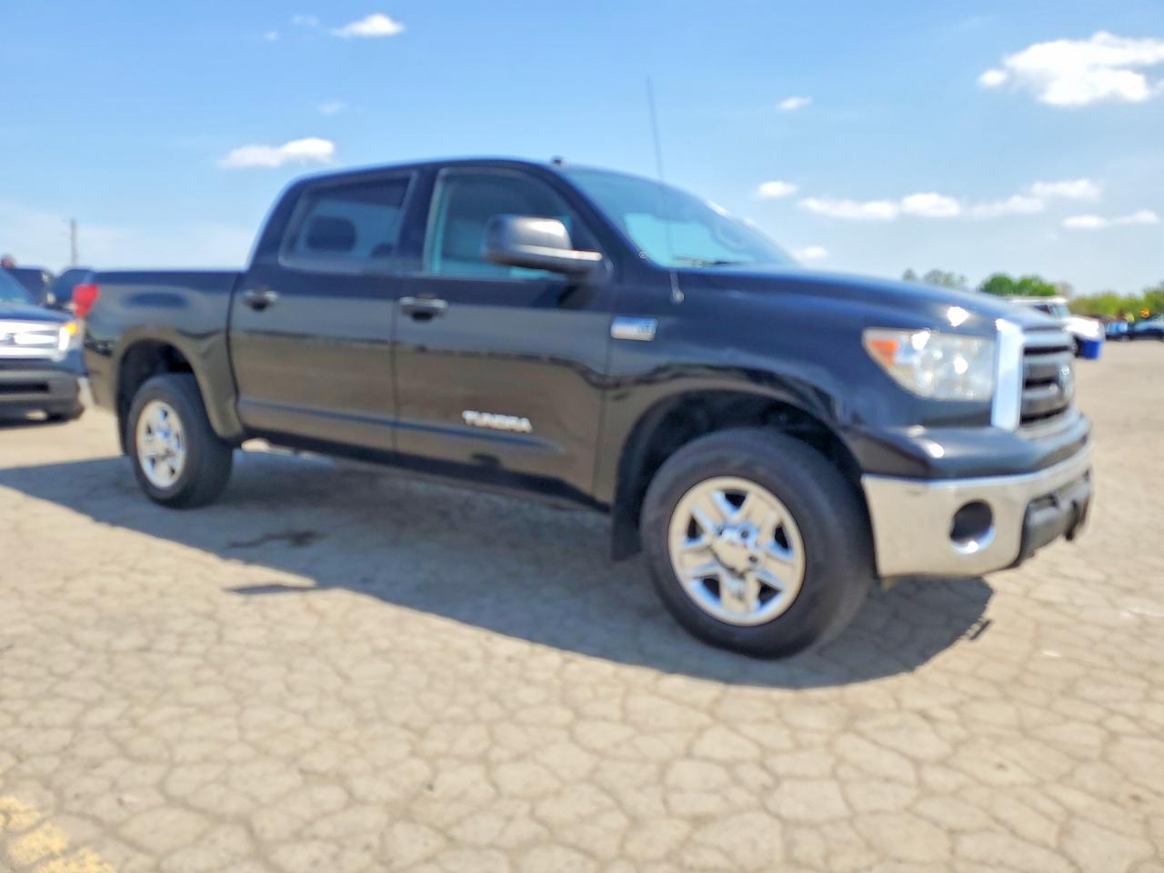 2013 Toyota Tundra Crewmax SR5