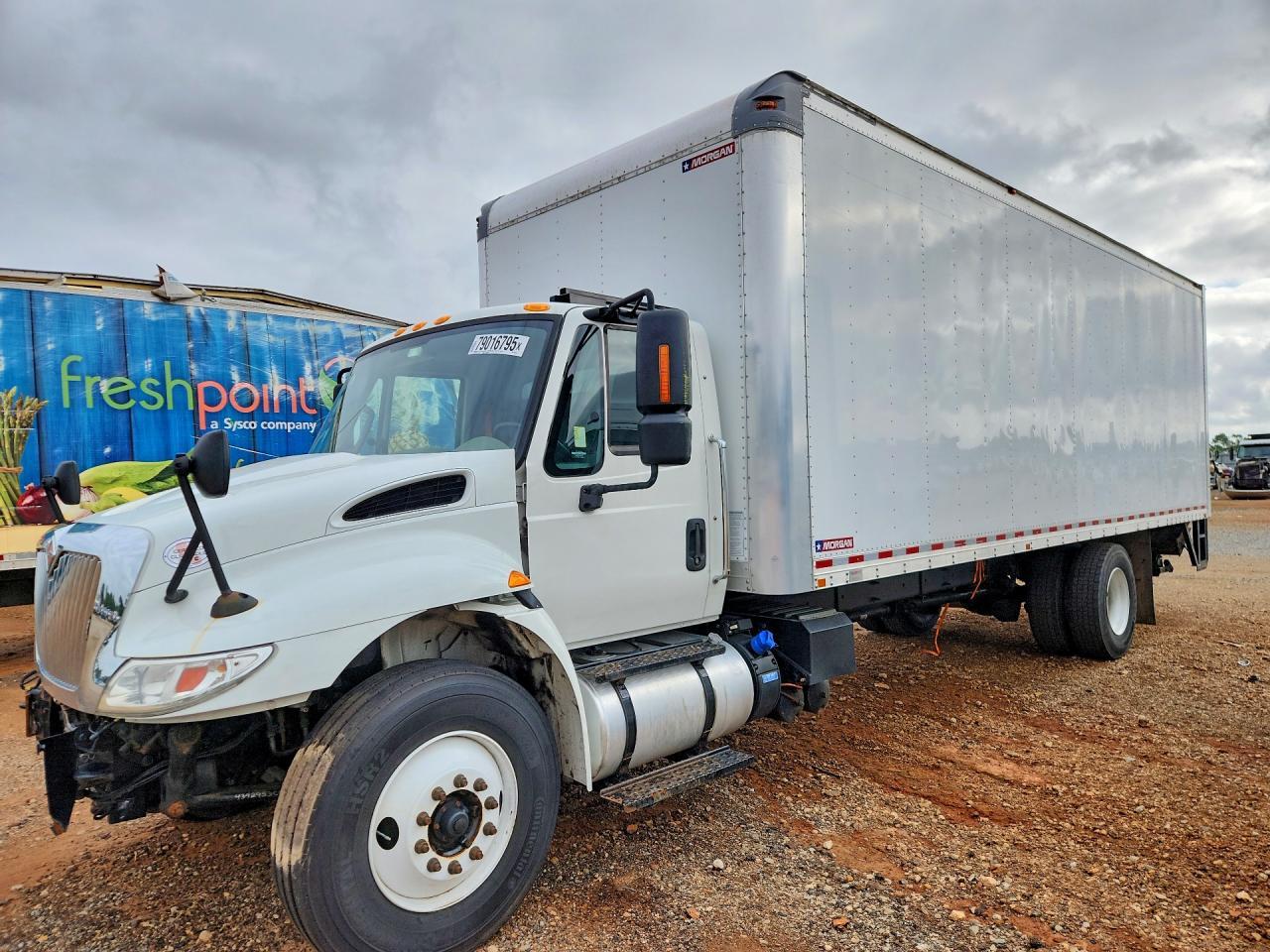 2017 International 4300 BOX Truck
