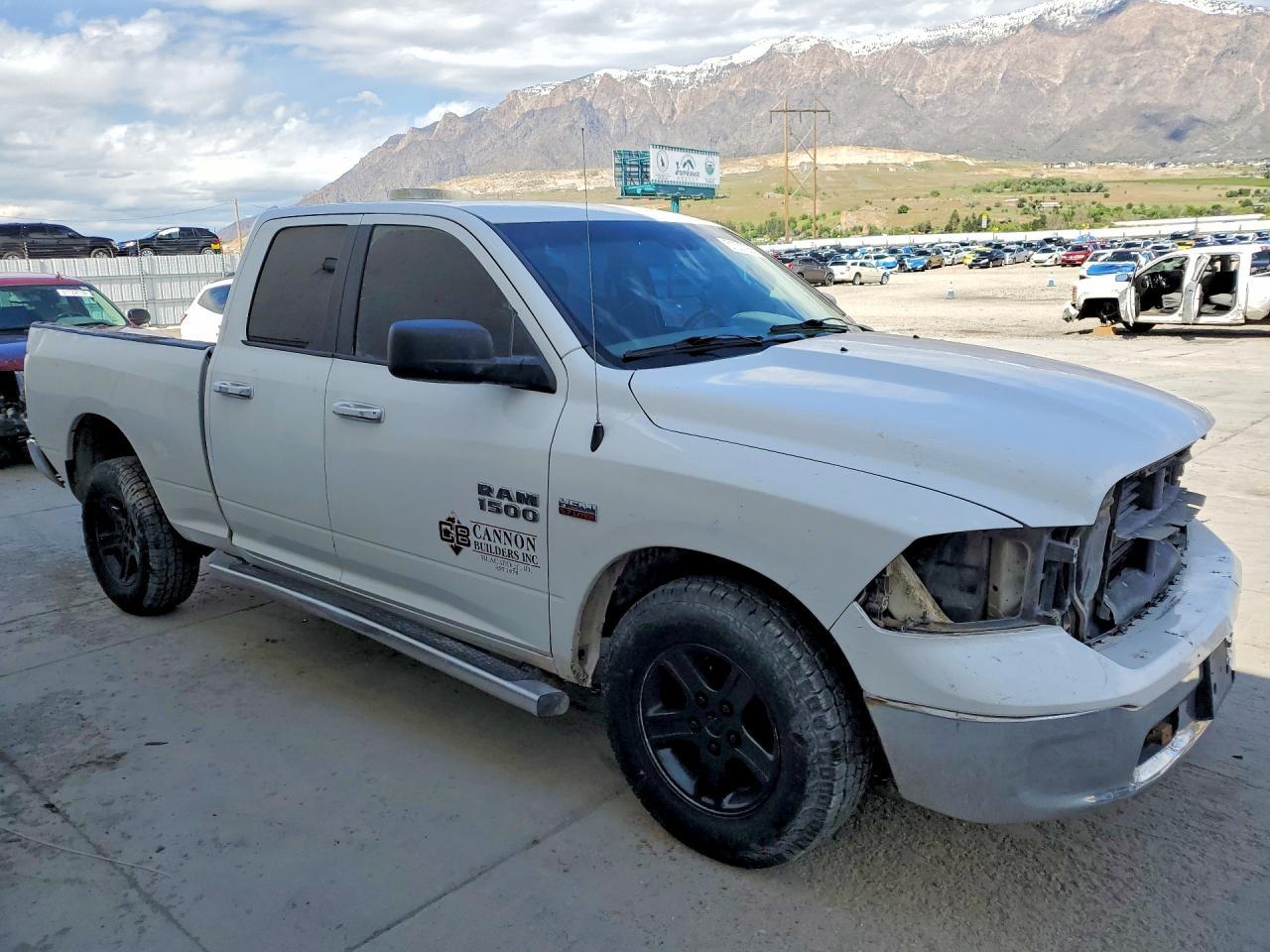 2014 Dodge RAM 1500 SLT