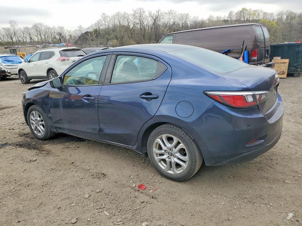 2017 Toyota Yaris ia Base