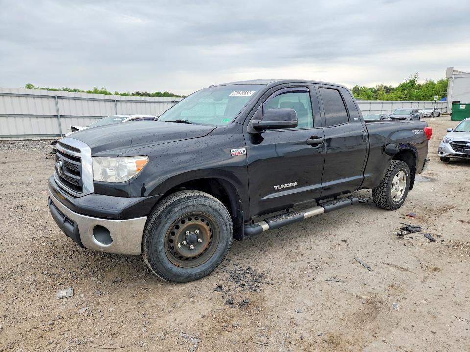 2012 Toyota Tundra Double cab SR5