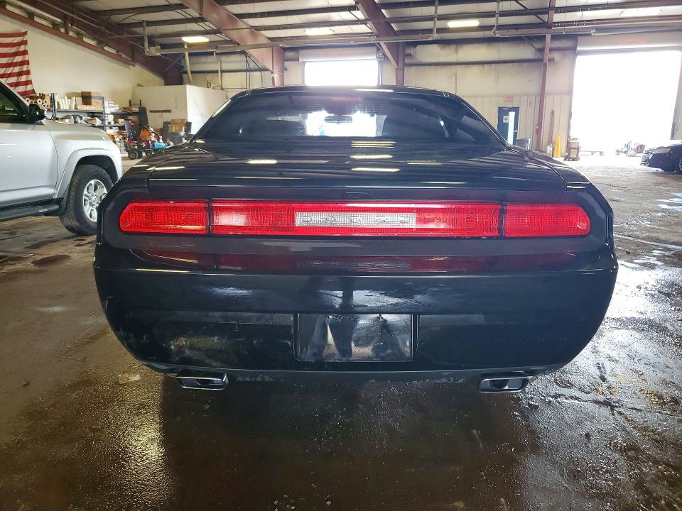 2013 Dodge Challenger sxt