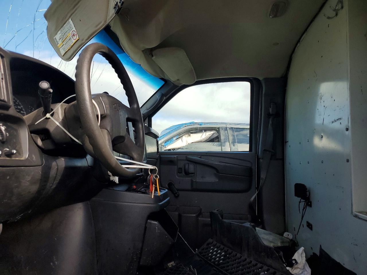 2004 Chev Express G3500