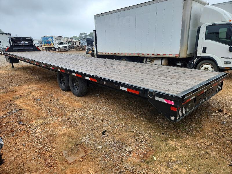 2025 Maxx-D Equipment Trailer
