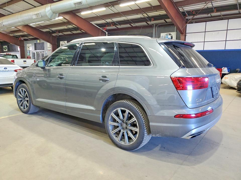 2017 Audi Q7 Premium Plus