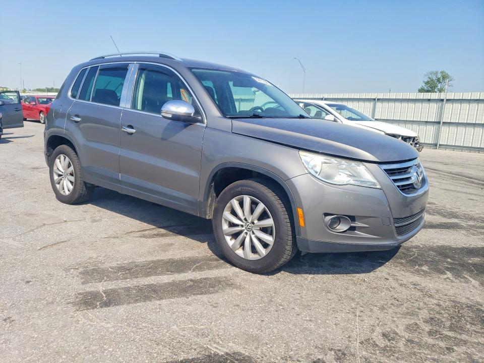 2011 Volkswagen Tiguan s