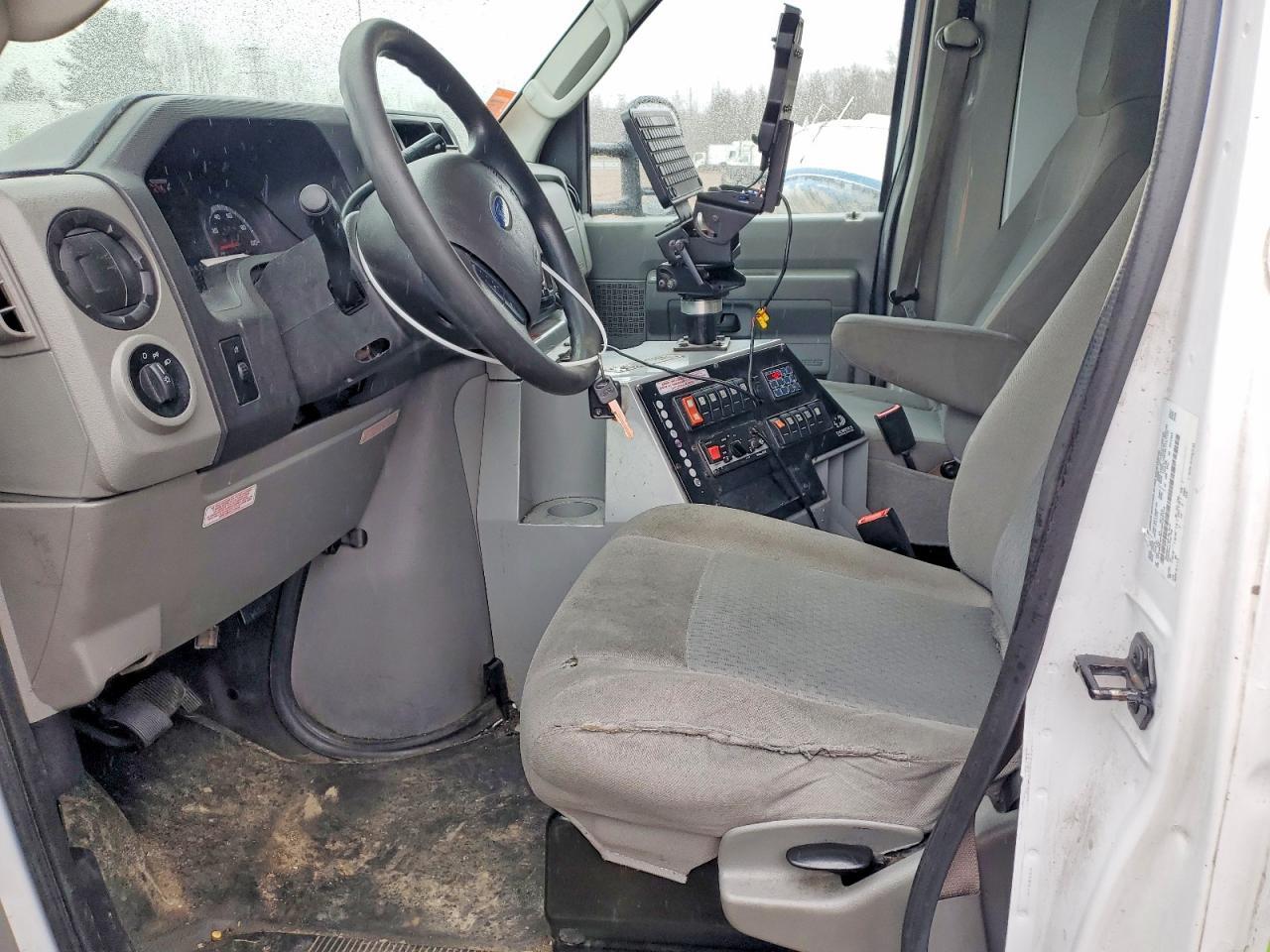 2018 Ford E350 Ambulance