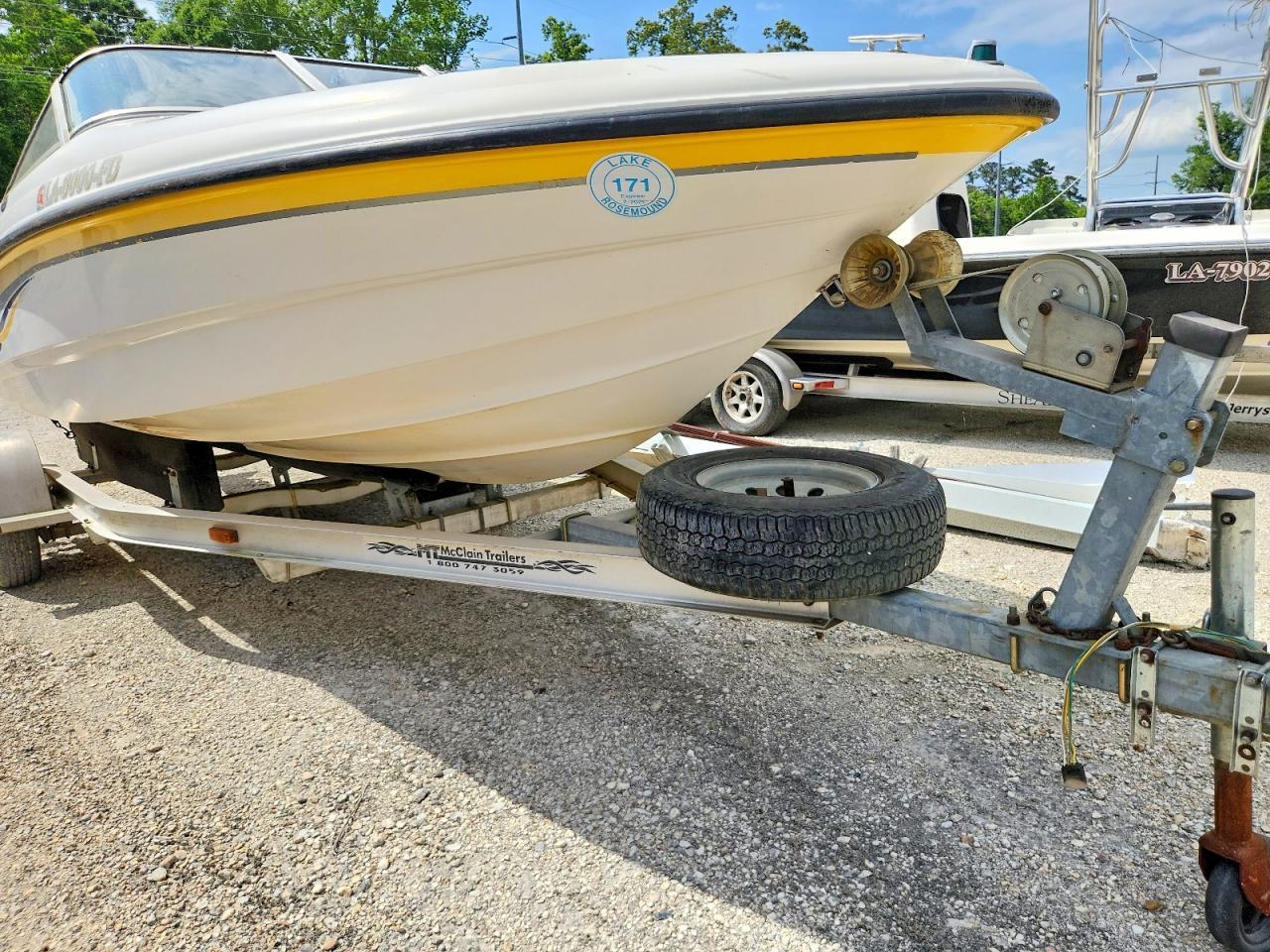 2001 Chaparral 19 SSI