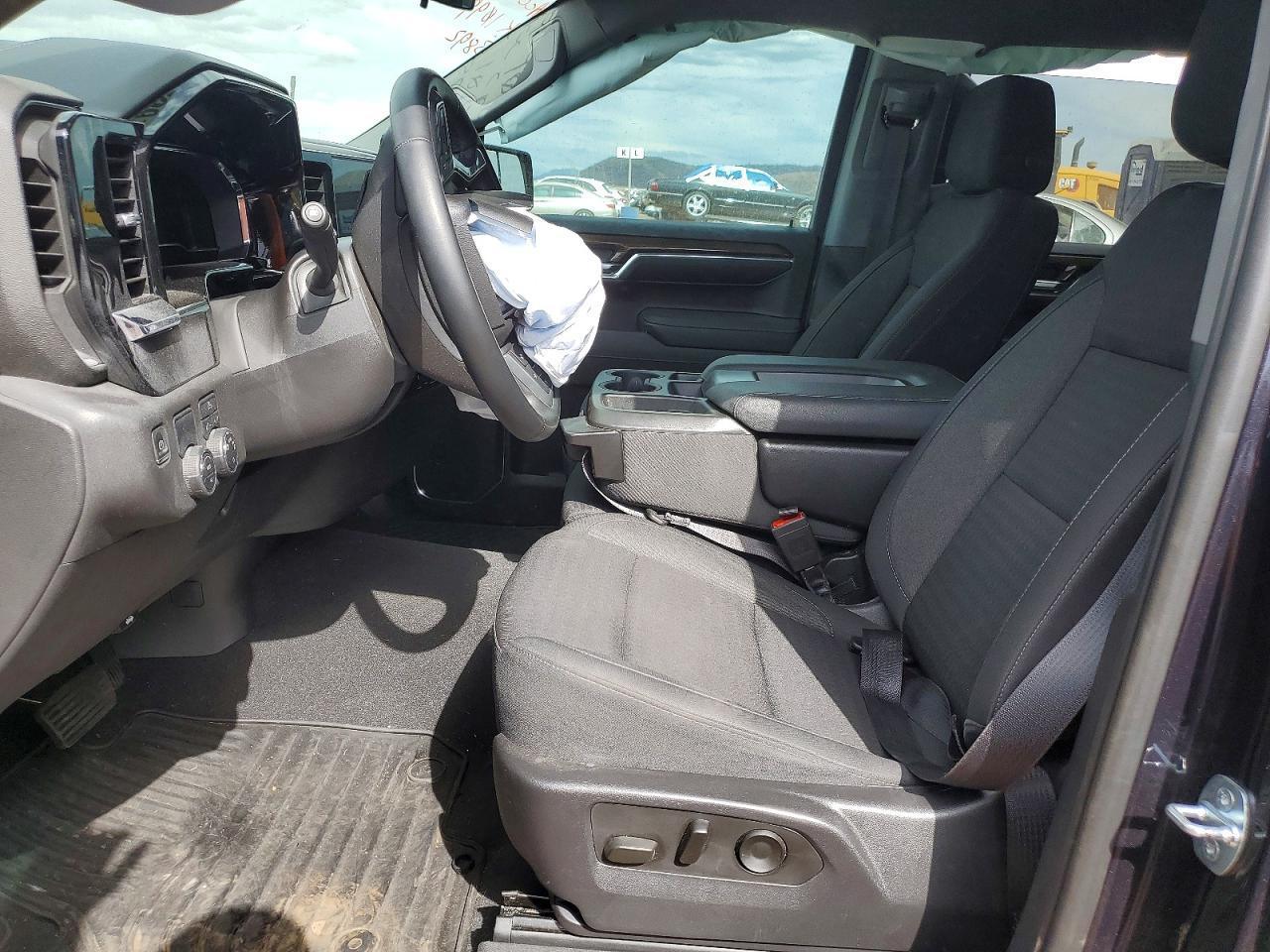 2023 Chevrolet Silverado C1500 LT