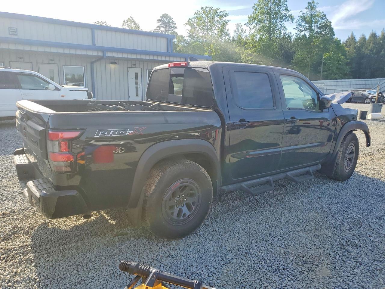 2025 Nissan Frontier PRO-X