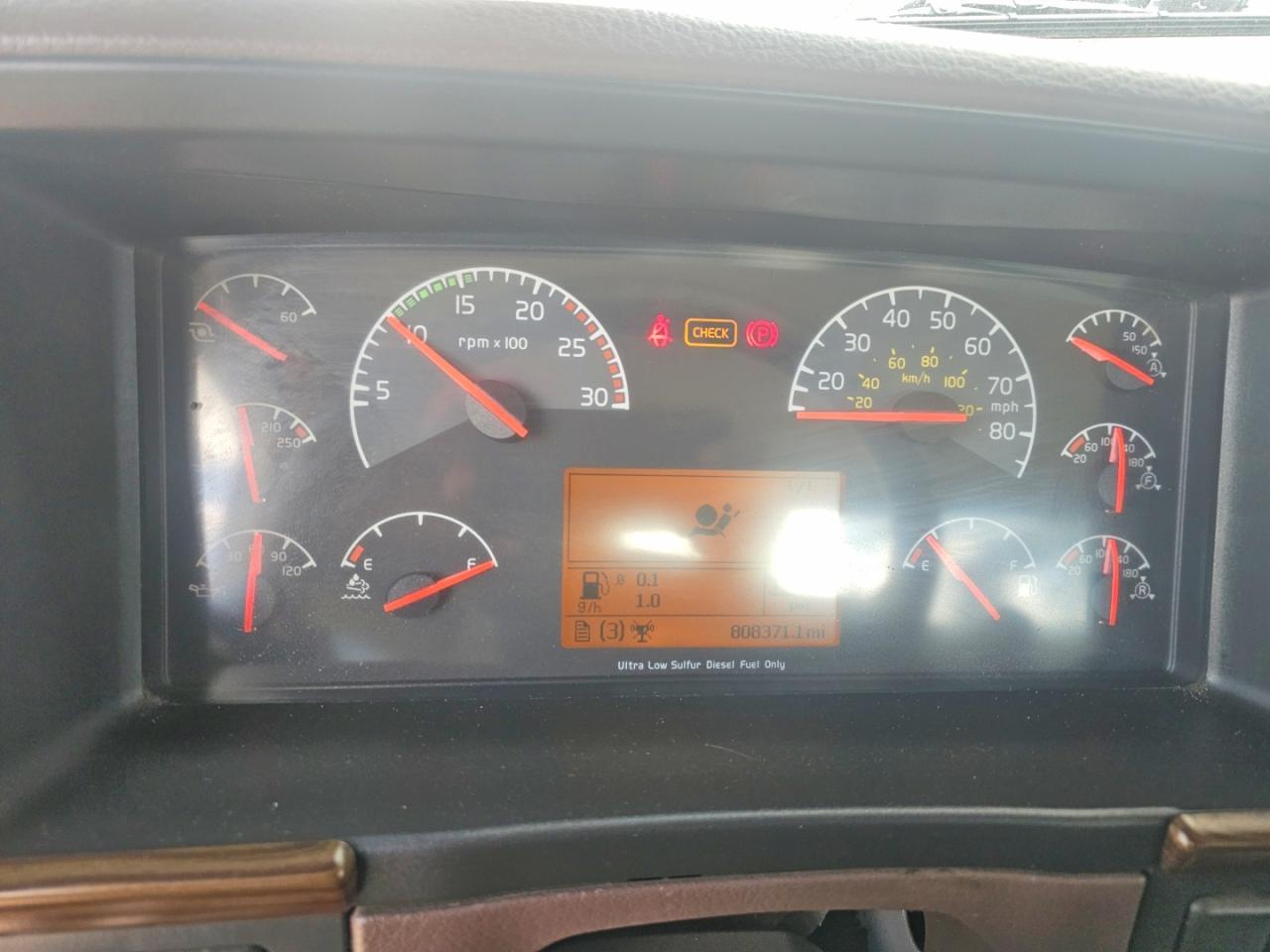 2014 Volv VAH