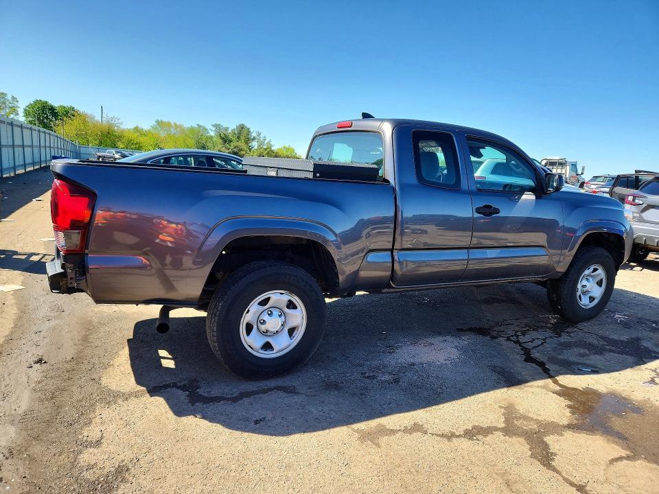 2018 Toyota Tacoma SR