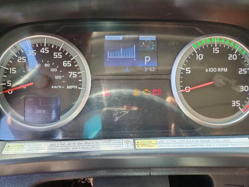 2013 Hino 258/268 BOX Truck