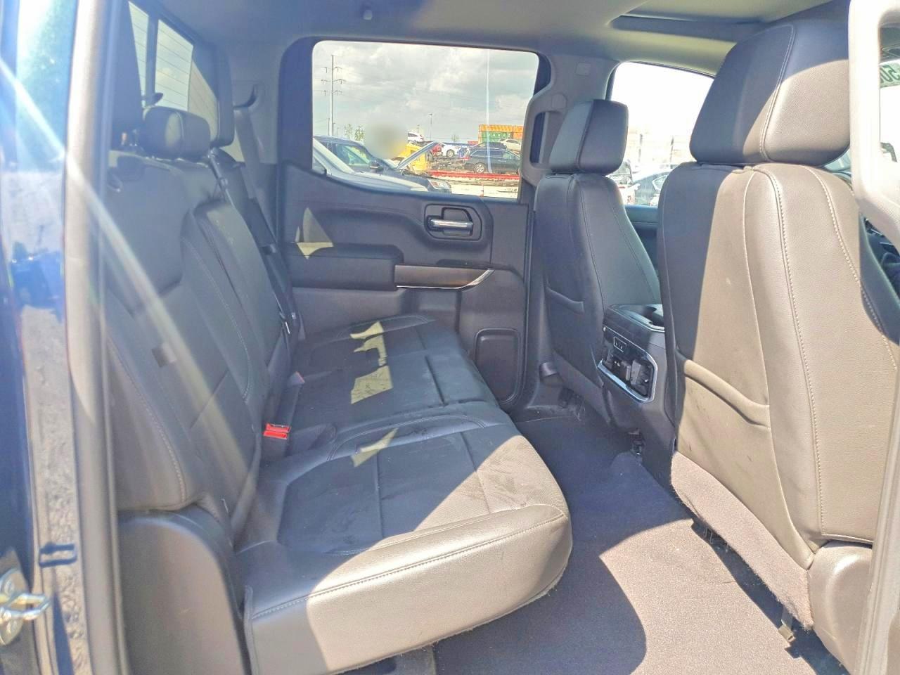2020 GMC Sierra K1500 SLT