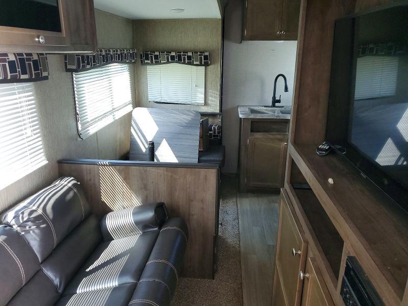 2018 Coleman Lantern Camper