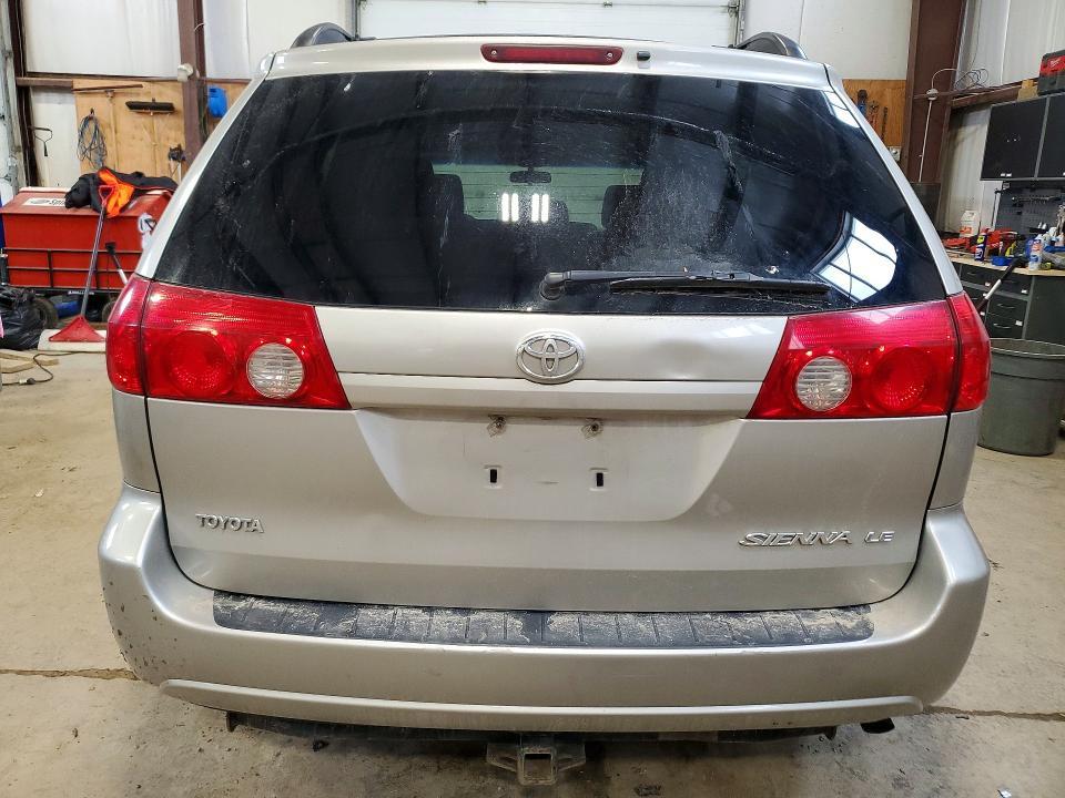 2007 Toyota Sienna ce 7-passenger