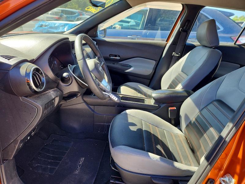 2024 Nissan Kicks sr