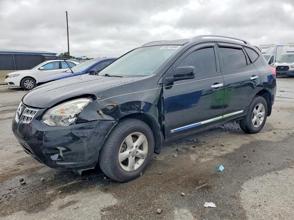 2013 Nissan Rogue s