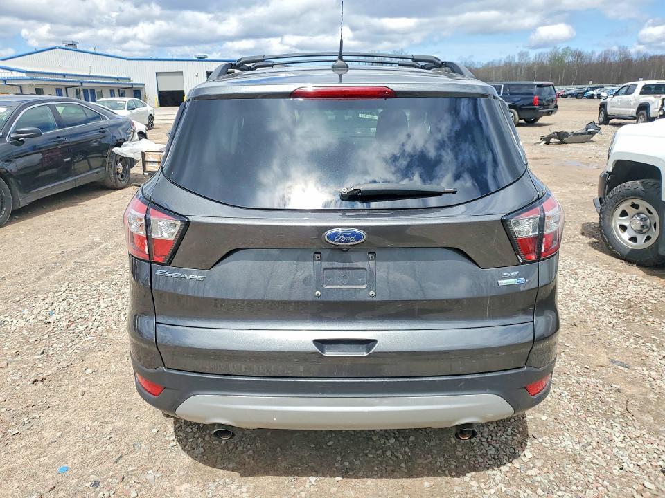 2018 Ford Escape se