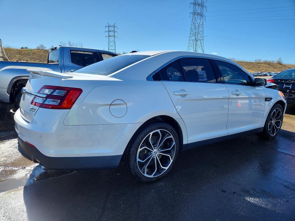 2015 Ford Taurus sho