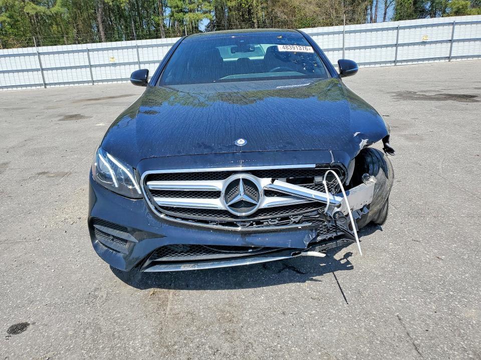 2017 Mercedes-Benz E 300
