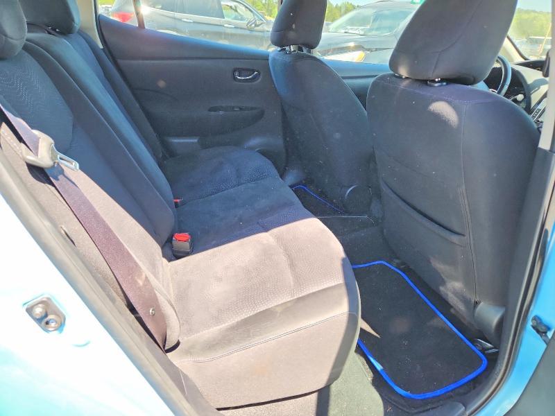 2015 Nissan Leaf sv