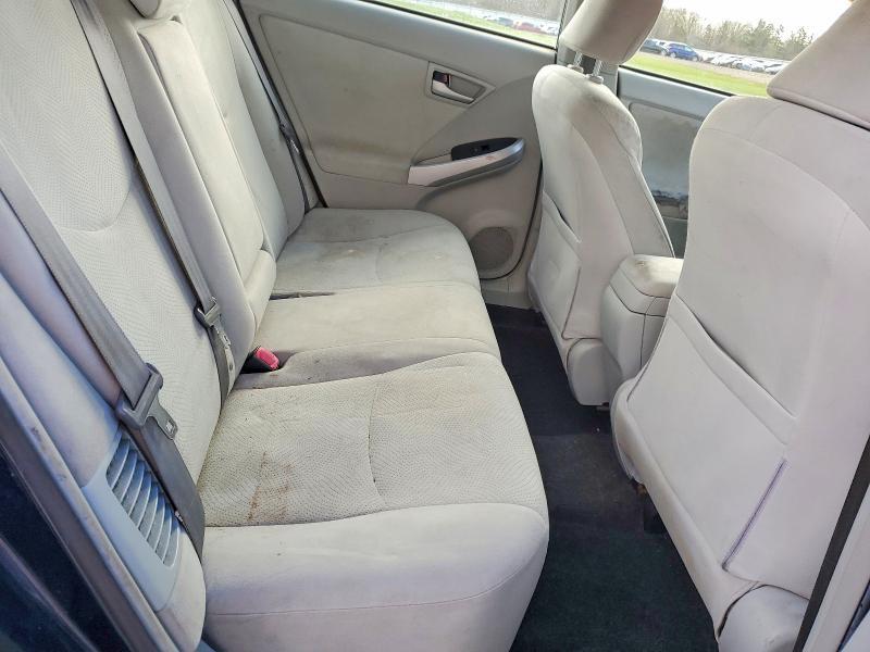 2013 Toyota Prius two