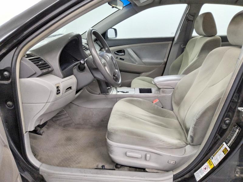 2009 Toyota Camry le