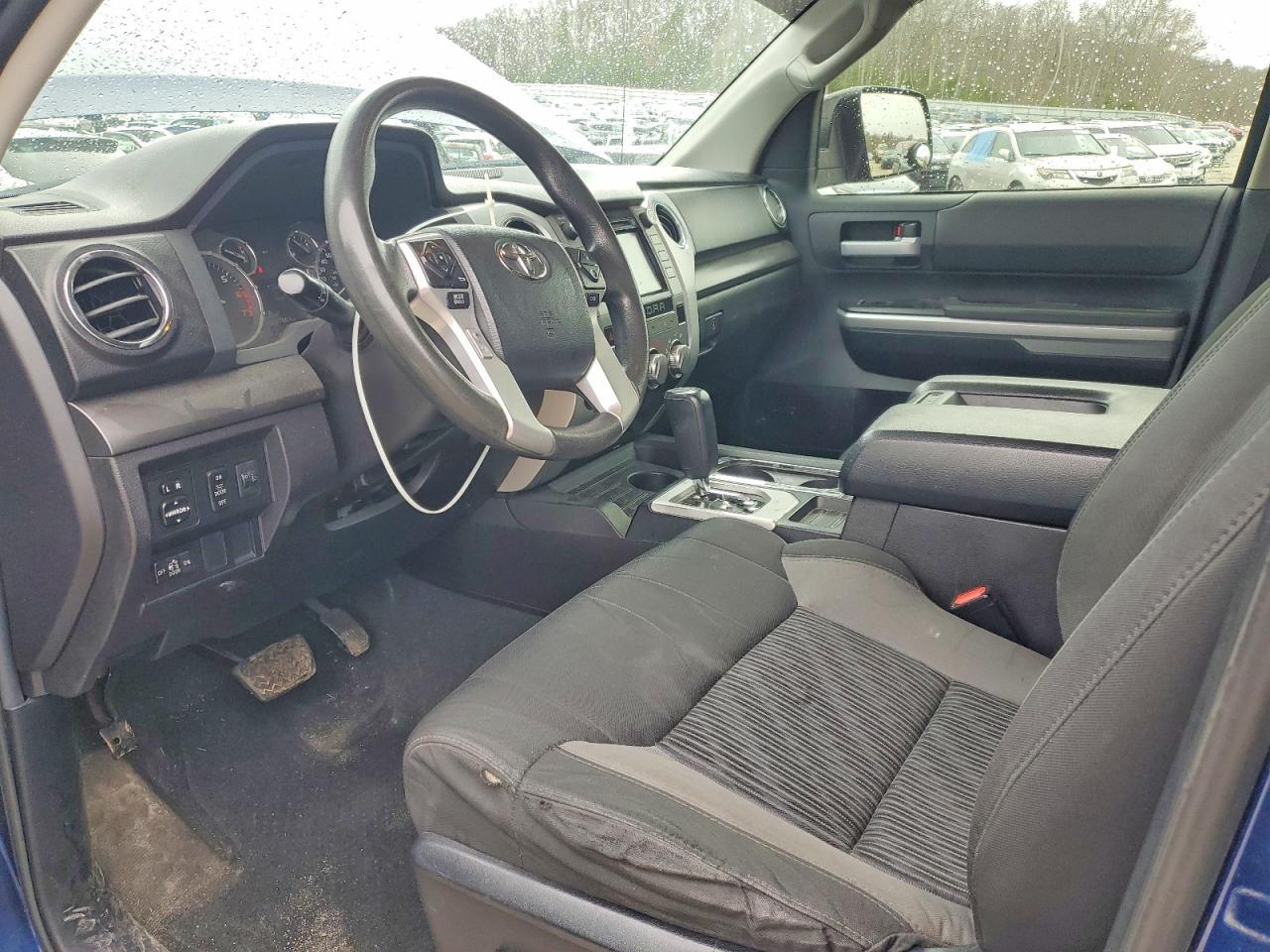 2015 Toyota Tundra SR5