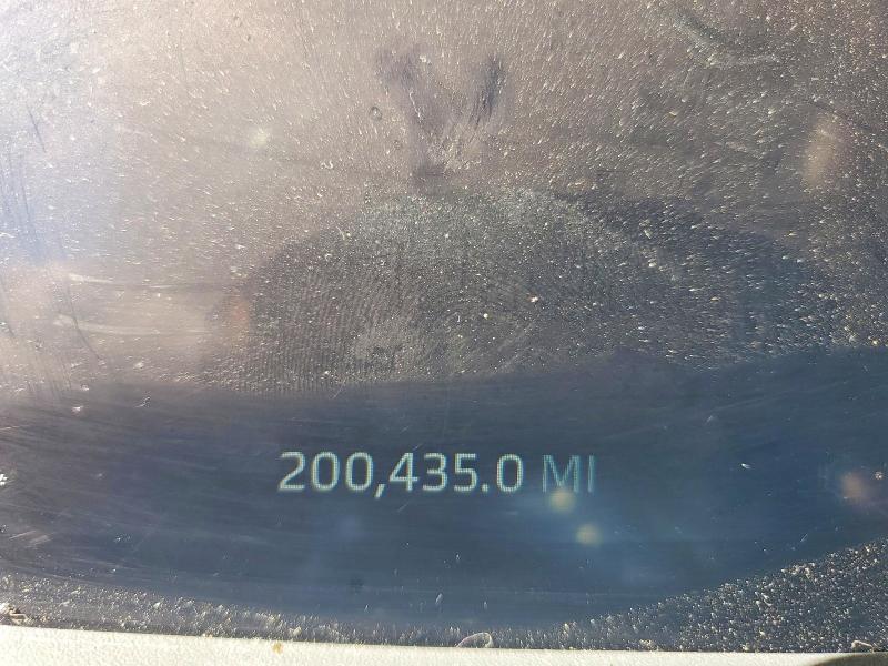 2025 Kenworth T680 Semi Truck