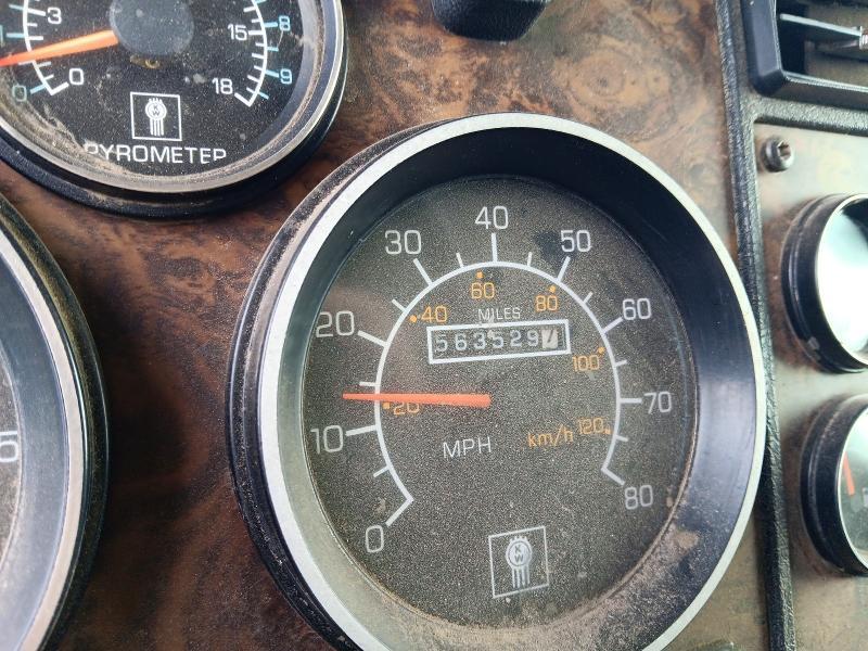 1993 Kenworth Construction T800