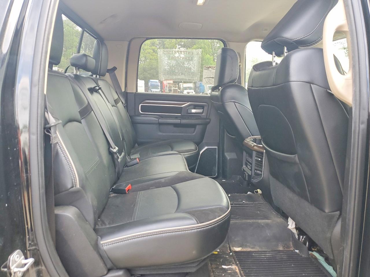 2022 Dodge 3500 Laramie