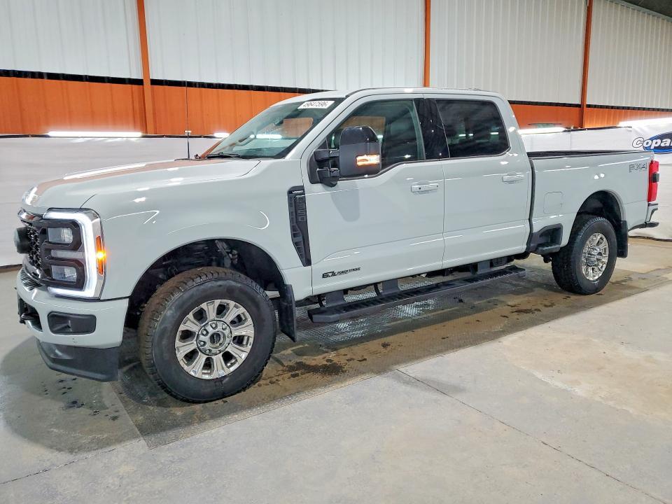 2025 Ford F350 Super Duty