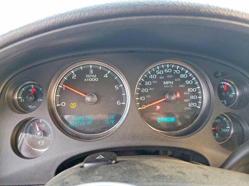 2011 Chevrolet Tahoe C1500 ls