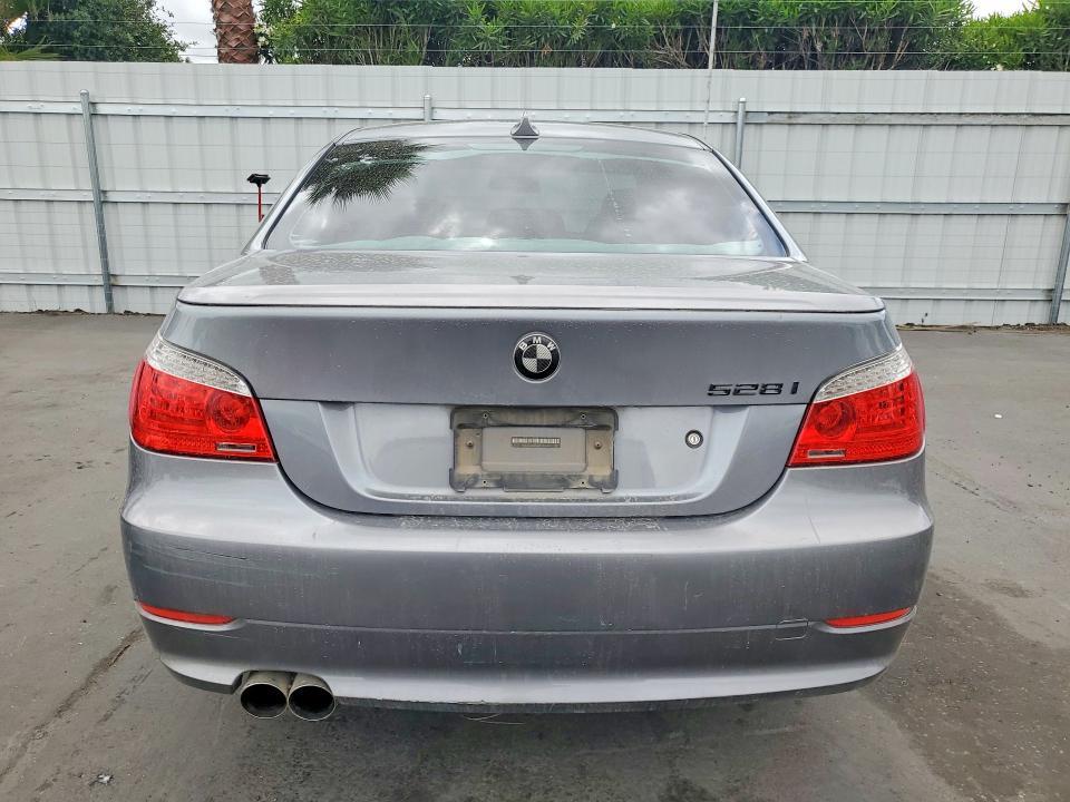 2008 BMW 528 i