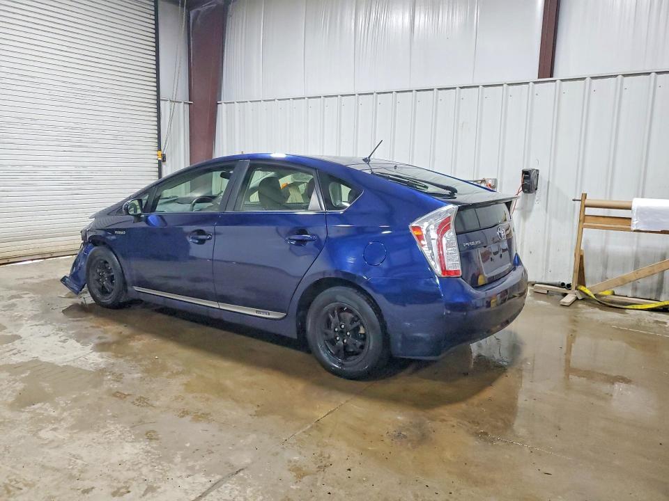2015 Toyota Prius two