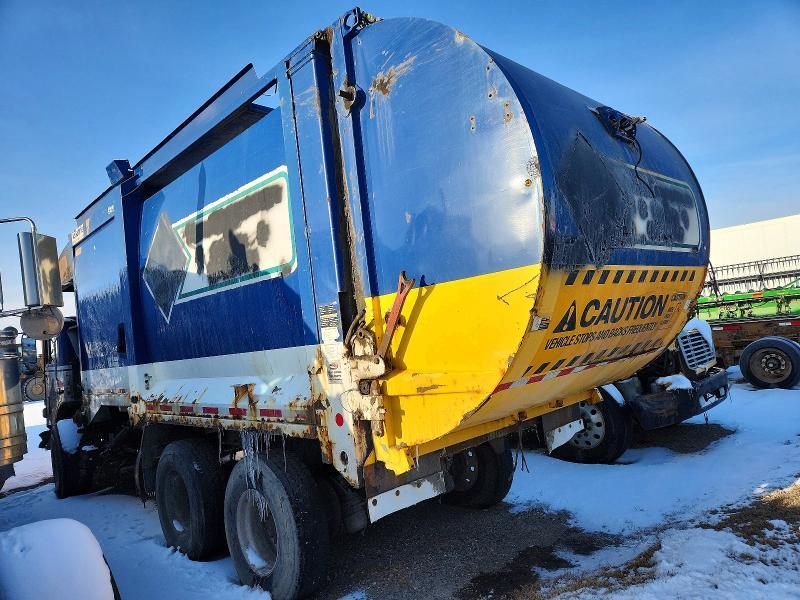 2018 Mack 600 MRU600