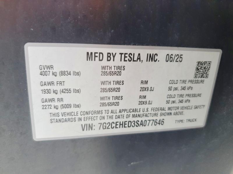 2025 Tesla Cybertruck