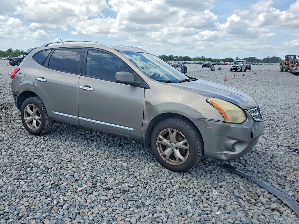 2011 Nissan Rogue s