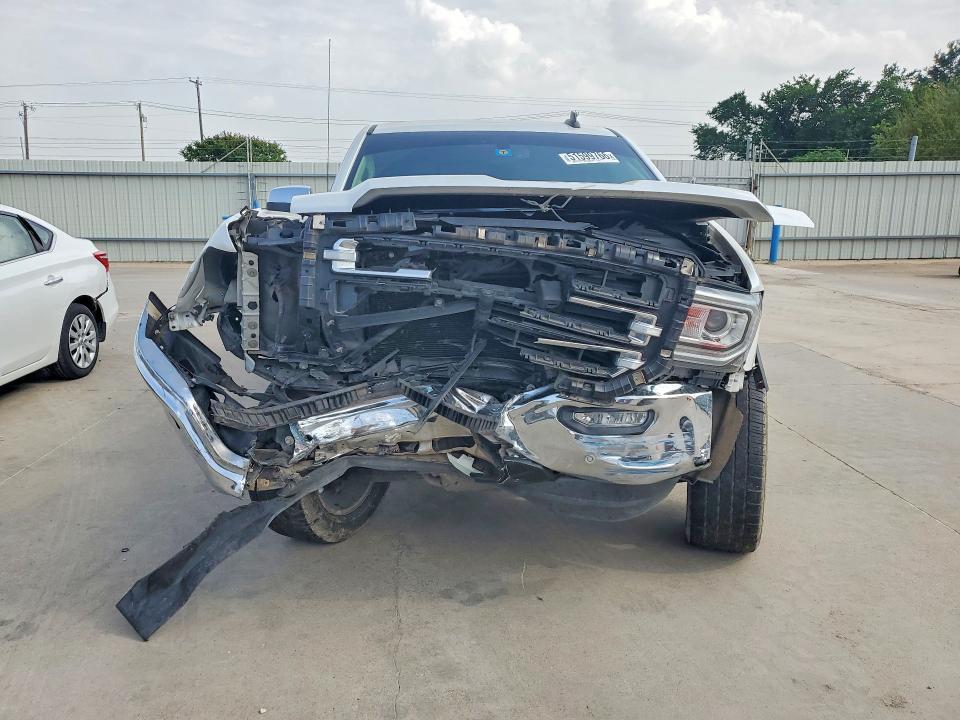 2018 GMC Sierra K1500 SLT