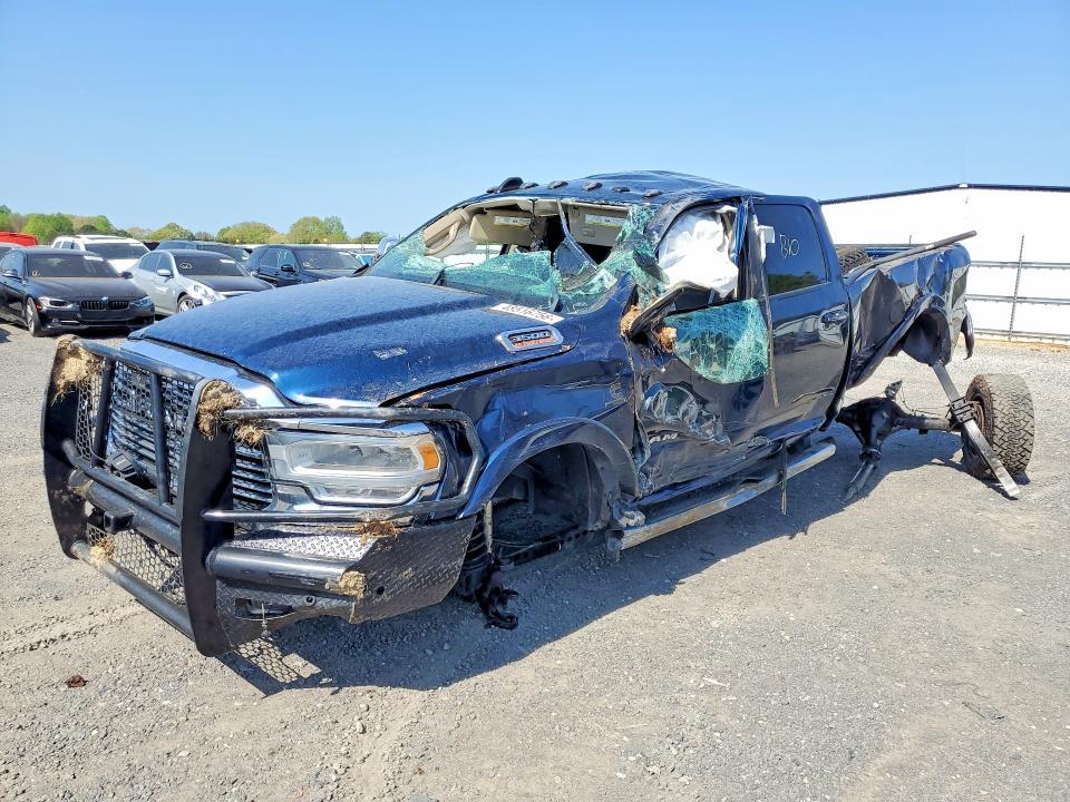 2022 Dodge 3500 Laramie