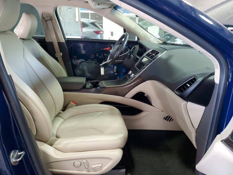 2020 Lincoln Nautilus Reserve