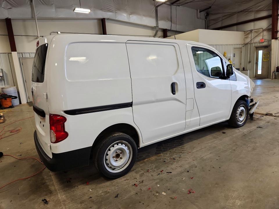 2020 Niss NV200