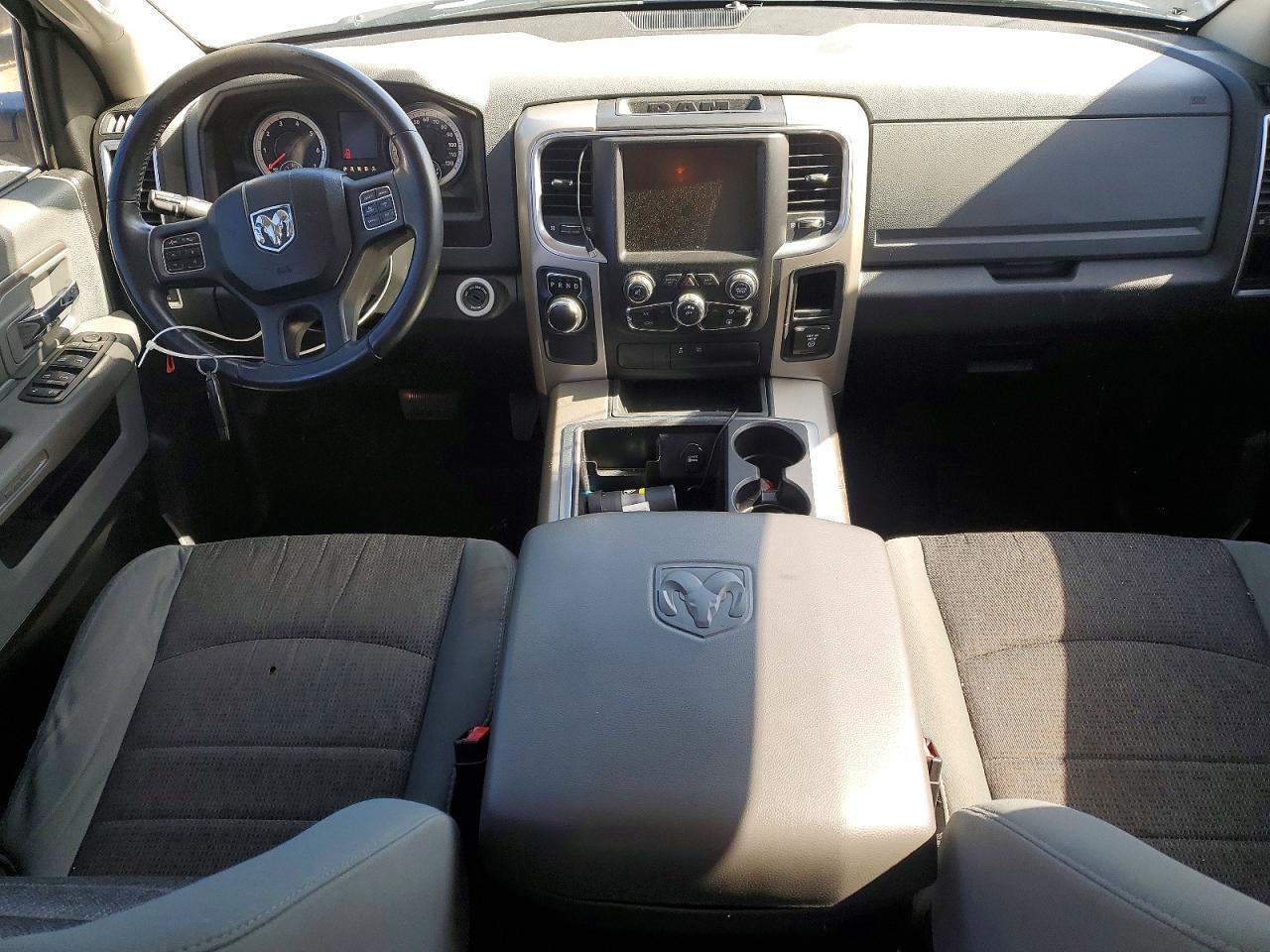 2014 Dodge RAM 1500 SLT