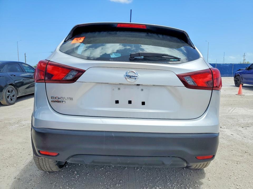 2017 Nissan Rogue Sport s