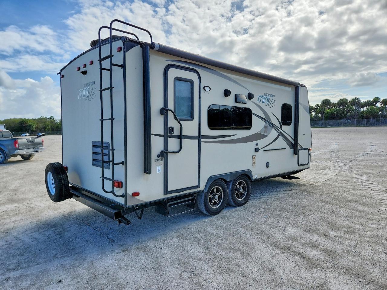 2018 Foresriver 2018 Forest River Rockwood Camper